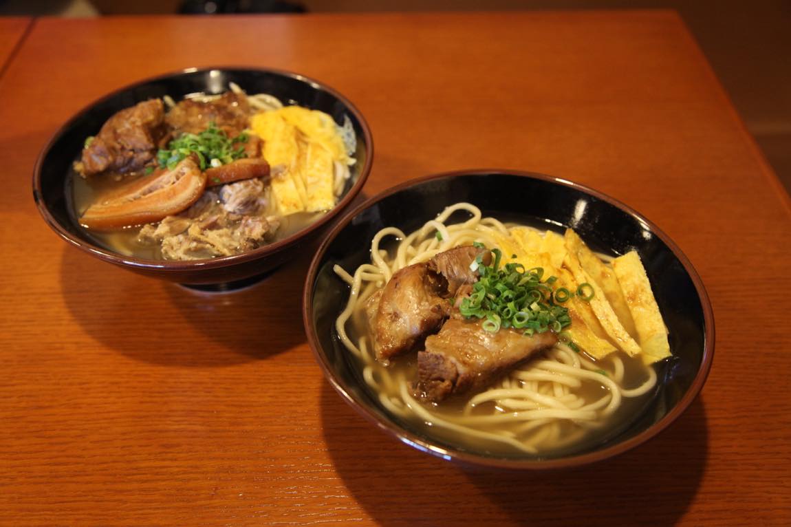 沖縄そば　ゆい　デポアイランド