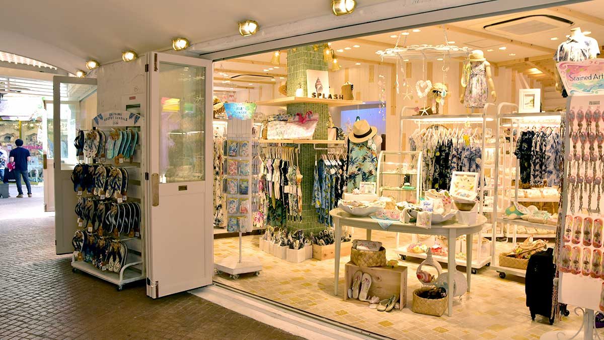 Splash Okinawa Mihama Market デポアイランド