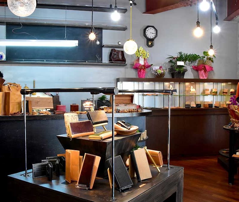 Leather & Wood U.A.STORE From Okinawa